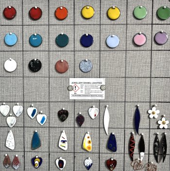 Create your own enamel jewellery on this workshop with Vitreus Art