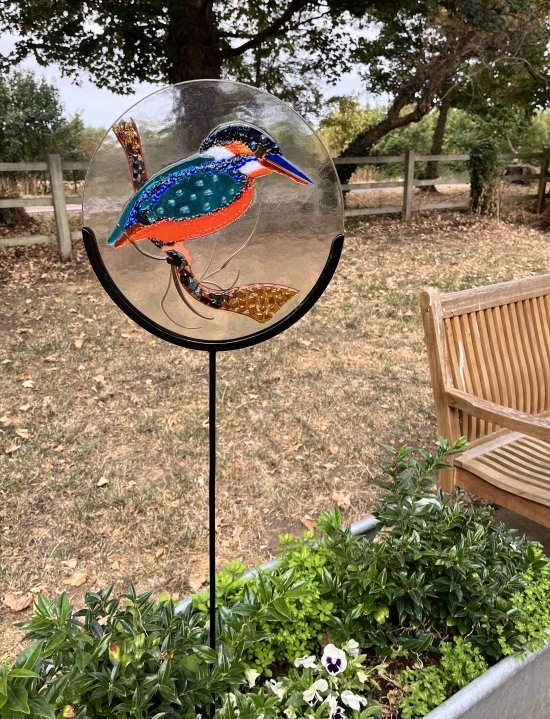 New garden glass art by Vitreus Art - Kingfisher