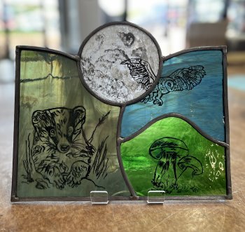 Learn how to mix and apply traditional metallic oxide paints 