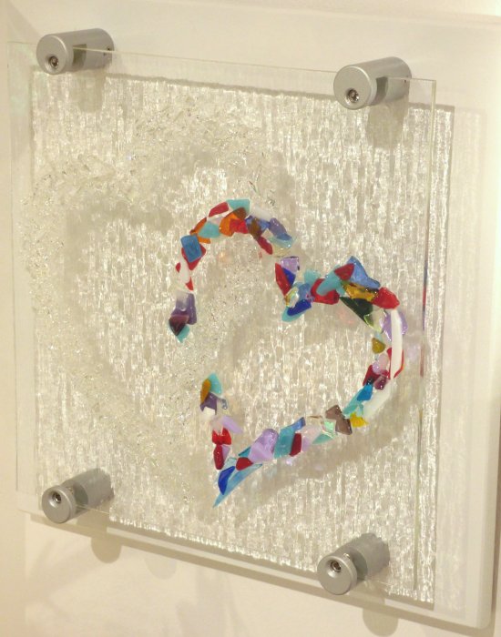 Vitreus Art - fused glass in a heart design
