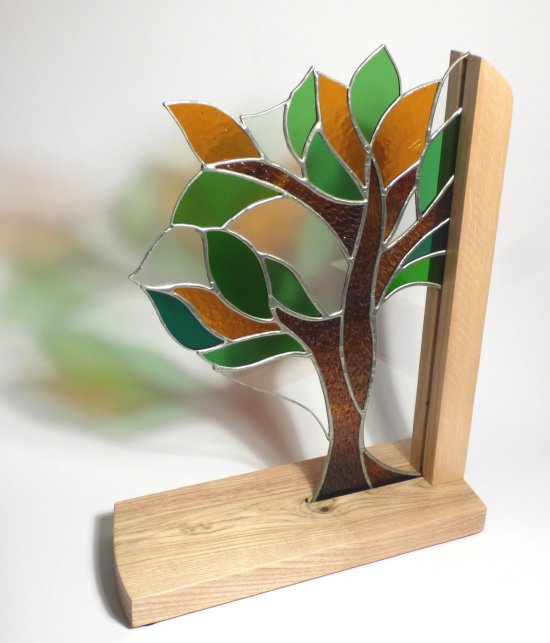 Daisies - a new statement piece by stained glass artist Jenny Timms of Vitreus Art